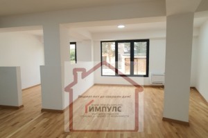 PRAZEN STAN ZA DELOVNA NAMENA VO DEBAR MAALO