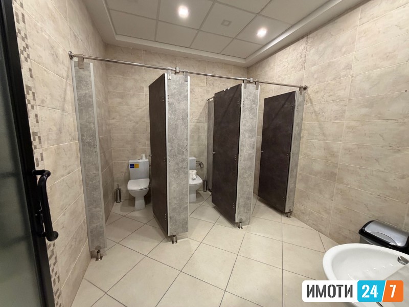 NAMESTEN DELOVEN PROSTOR VO CENTAROLIMPISKI BAZEN