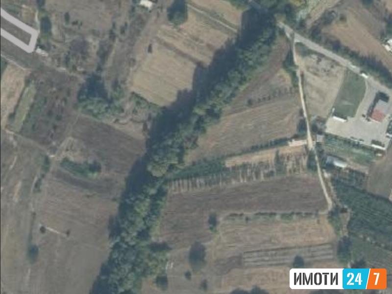 Се продава плац 1266м2 во Горно Лисиче