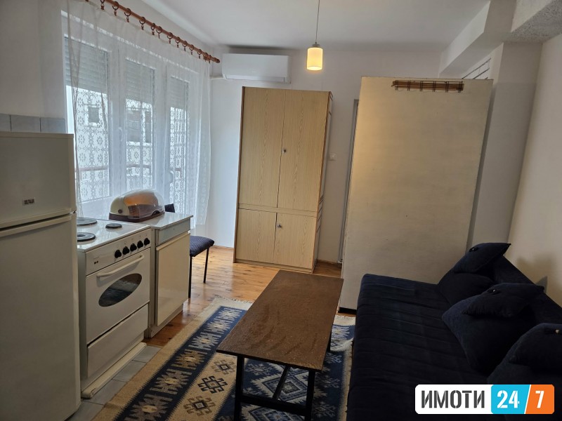 СЕ ИЗДАВА ГАРСОНИЕРА ВО КОЗЛЕ ВО КУЌА 