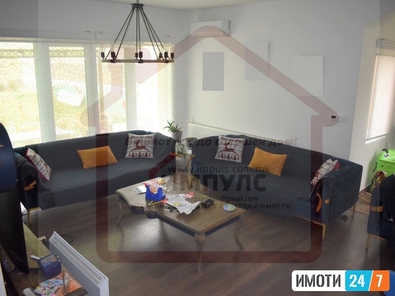 SE PRODAVA KUKJA NA MIRNA LOKCIJA-PRIPOR