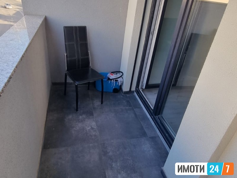 NEVSELUVAN DVOSOBEN STAN VO KISELA VODA