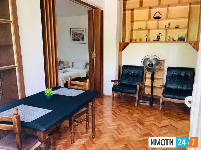 Аеродромски стан 55мк под наем