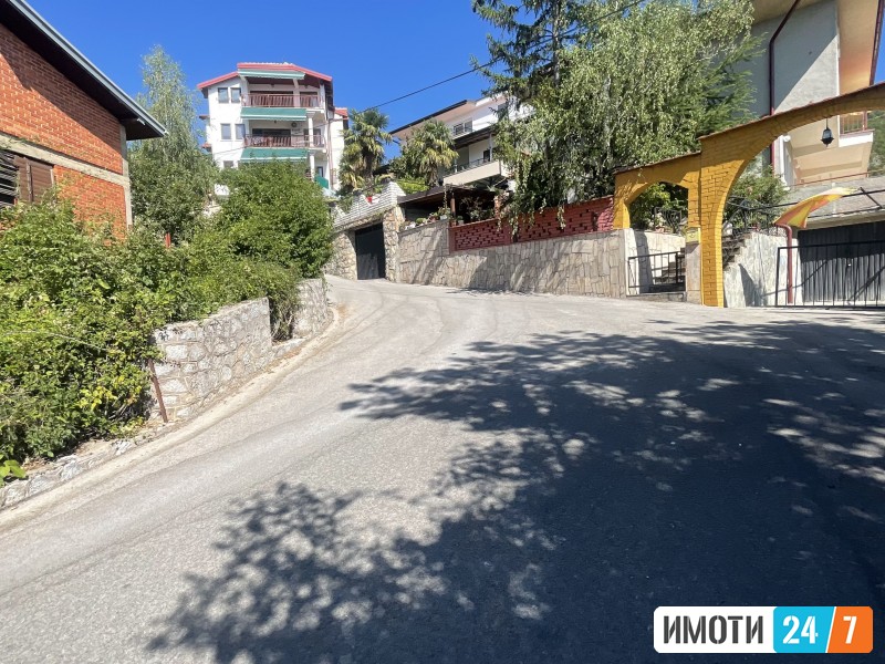 ИНВЕСТИЦИСКА МОЖНОСТ – КУЌА СО ПОГЛЕД НА ОХРИДСКО ЕЗЕРО