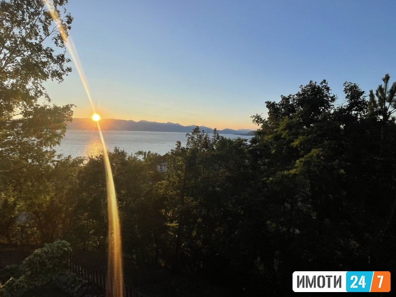 ИНВЕСТИЦИСКА МОЖНОСТ – КУЌА СО ПОГЛЕД НА ОХРИДСКО ЕЗЕРО