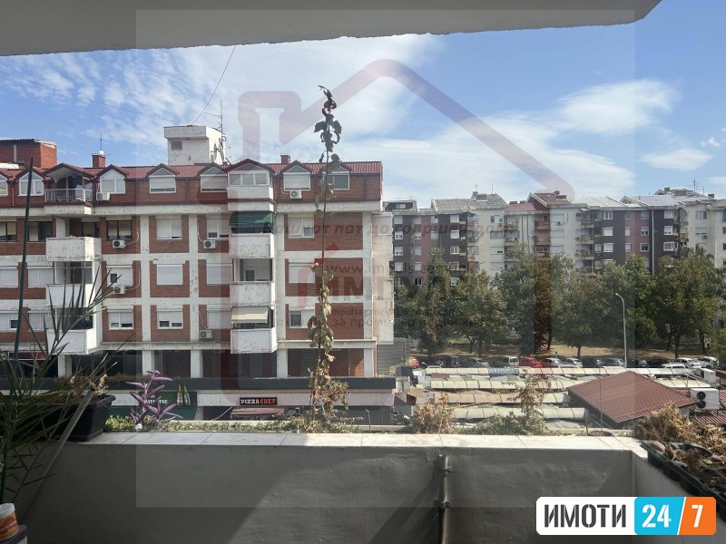 SE PRODAVA TROSOBEN STAN SO LOKACIJA VO AERODROM