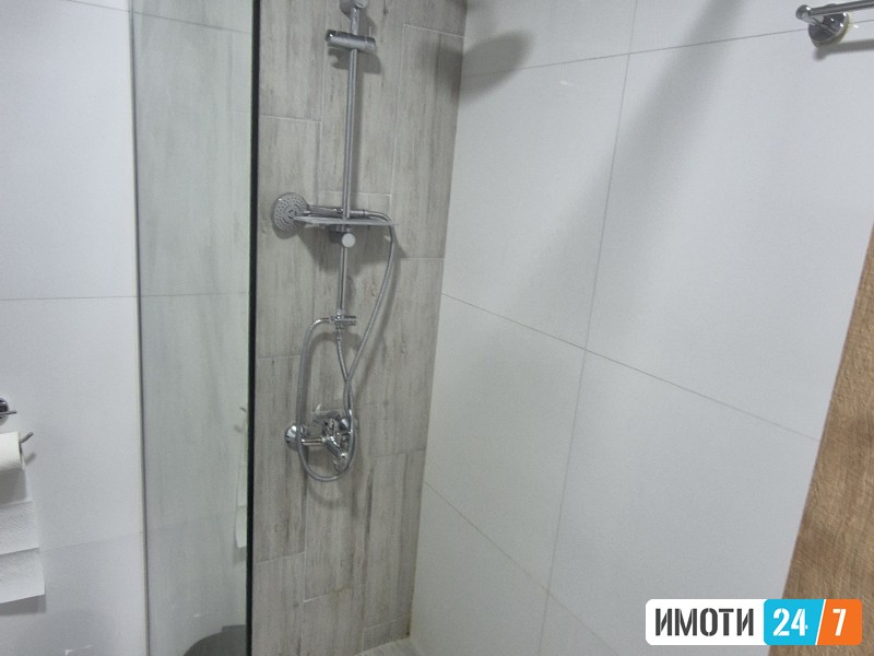 Za izdavanje solidno namestena apartman  garsoniera Centar kaj Zeleznicka