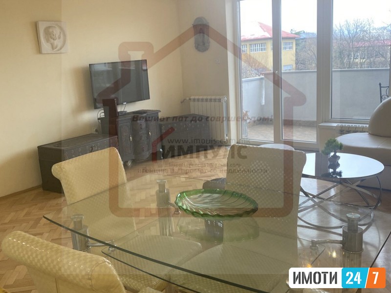 PROSTRAN I SVETOL DVOSOBEN STAN VO CENTAR