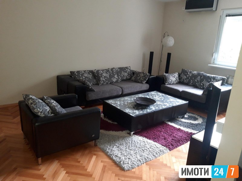 KOMFOREN TROSOBEN STAN SO DVOR VO AERODROM