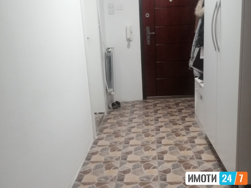 Се продава стан во Мичурин