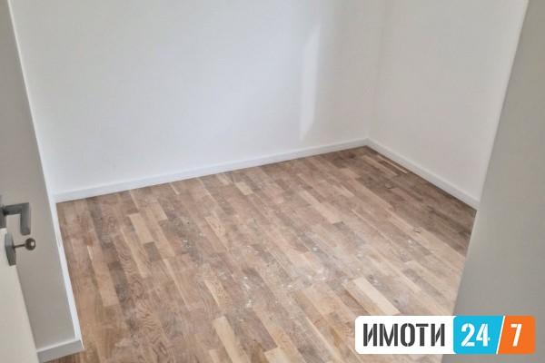 PRAZEN CETIRISOBEN STAN SO LOKACIJA VO KOZLE