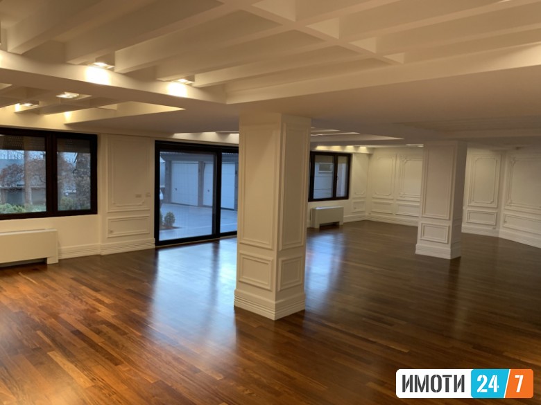 EKSKLUZIVNA KUKJA NA ATRAKTIVNA LOKACIJA -ZDANEC