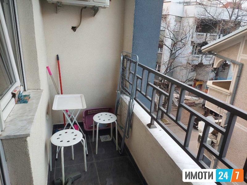 UDOBEN DVOSOBEN STAN SO LOKACIJA VO CENTARUNIVERZALNA SALA