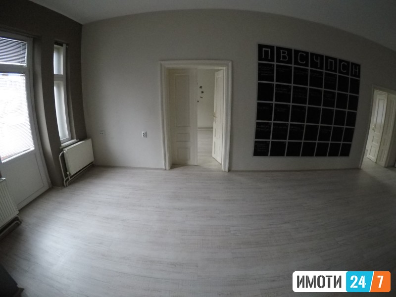 Премиум понуда за канцелариски простор - Боемска улица Дебар Маало 120 м2