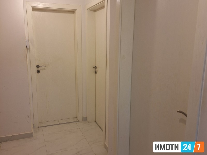 Se izdava stan kaj univerzalna sala nova gradba