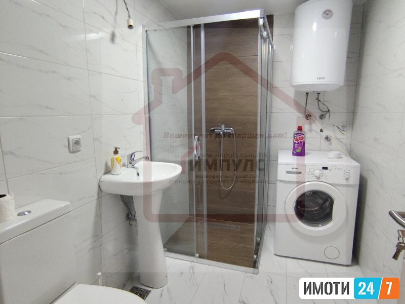 NEVSELUVAN DUPLEX SO LOKACIJA VO AVTOKOMANDA