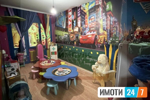 SE IZDAVA PRAZEN DELOVEN PROSTOR SO DVOR VO KVODA