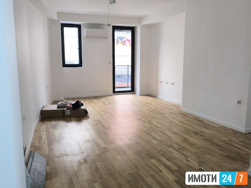 PRAZEN CETIRISOBEN STAN SO LOKACIJA VO KOZLE