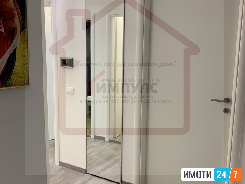 MODEREN TROSOBEN STAN VO KAPISHTEC