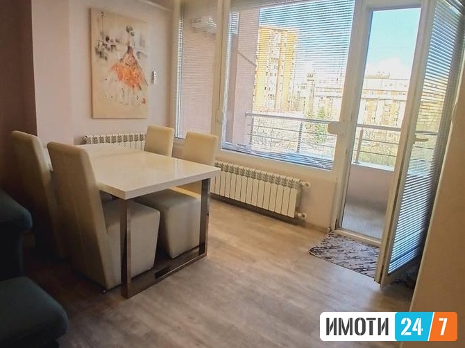 UDOBEN DVOSOBEN STAN NA SUPER LOKACIJA VO CENTAR