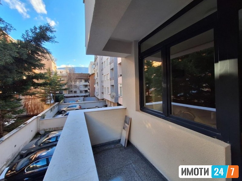 MODEREN DVOSOBEN STAN VO CENTAR