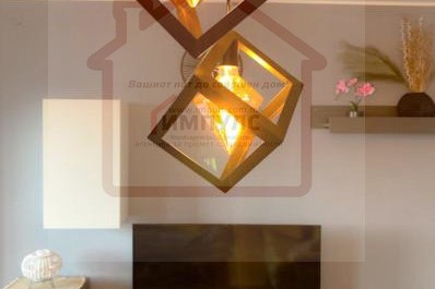 MODEREN TROSOBEN STAN VO CENTAR