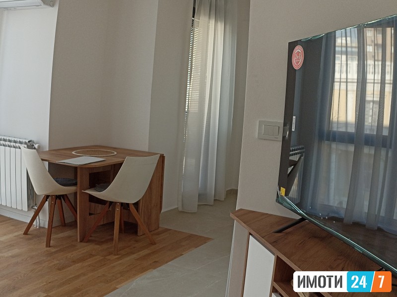 Стан за изнајмување наспроти Грчка амбасада