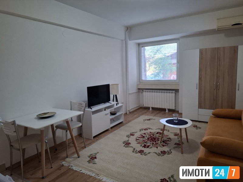 KOMPAKTNA GAROSNJERA NA ODLICNA LOKACIJA VO CENTARKAPISTEC