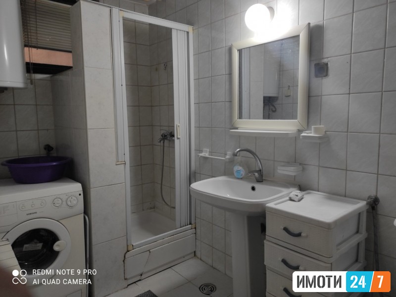 FUNKCIONALEN DVOSOBEN STAN VO CENTARUNIVERZALNA SALA