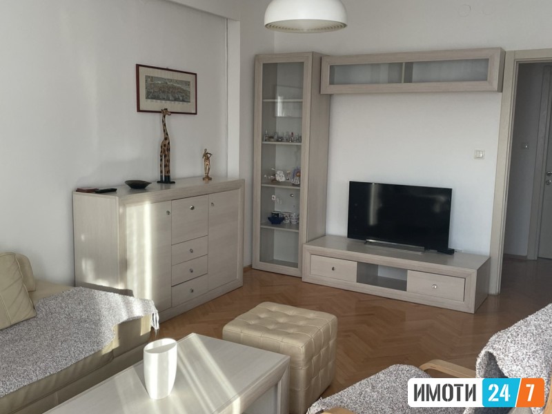 KOMFOREN TROSOBEN STAN VO KISELA VODA