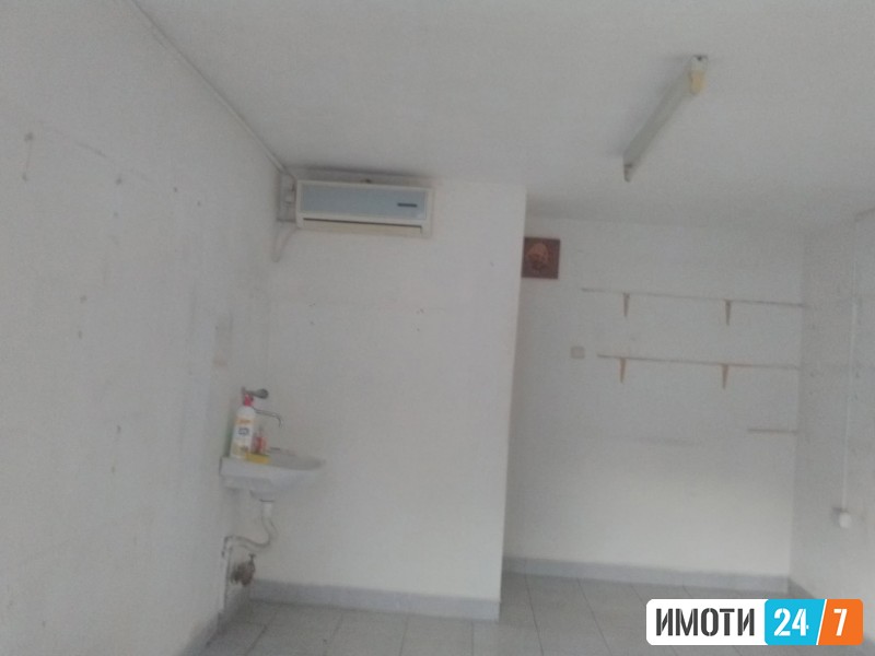 Се издава деловен простор – до Нов Пазар до Telekabel Напла