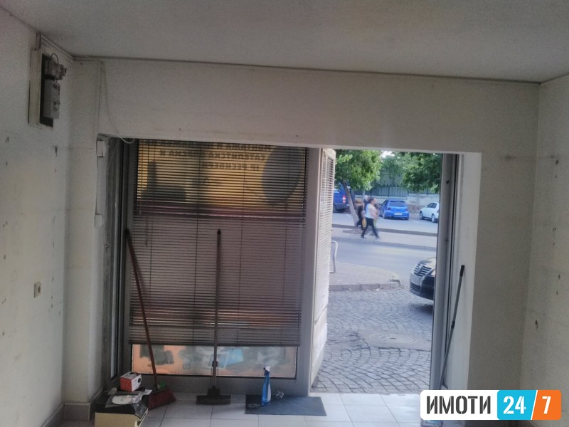 Се издава деловен простор – до Нов Пазар до Telekabel Напла