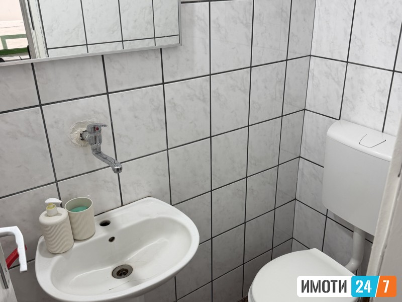 Се издава деловен простор