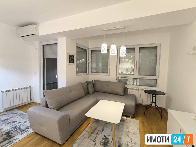 Se izdava stan vo Centar