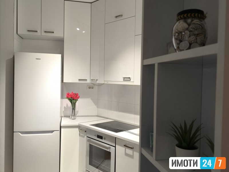 Se izdava stan vo Centar