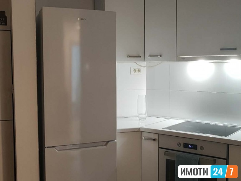 Se izdava stan vo Centar