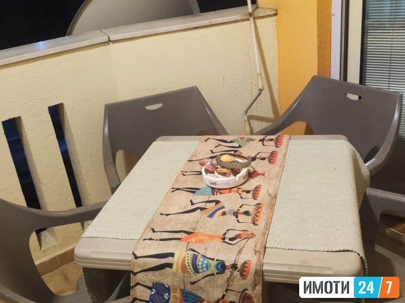 се продава 3-собен стан во Центар