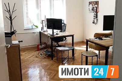 PRAZEN TROSOBEN STAN ZADELOVNA NAMENA VO CENTAR