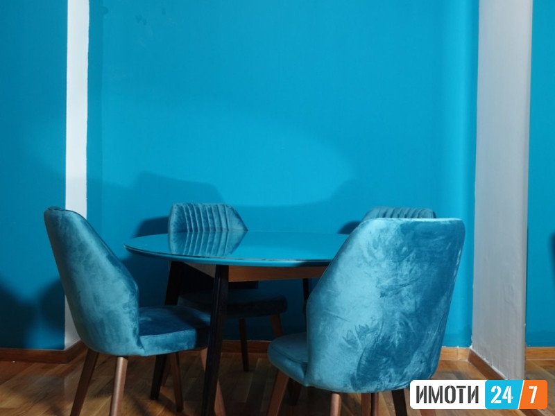 MODEREN TROSOBEN STAN VO CENTARSOBOREN HRAM
