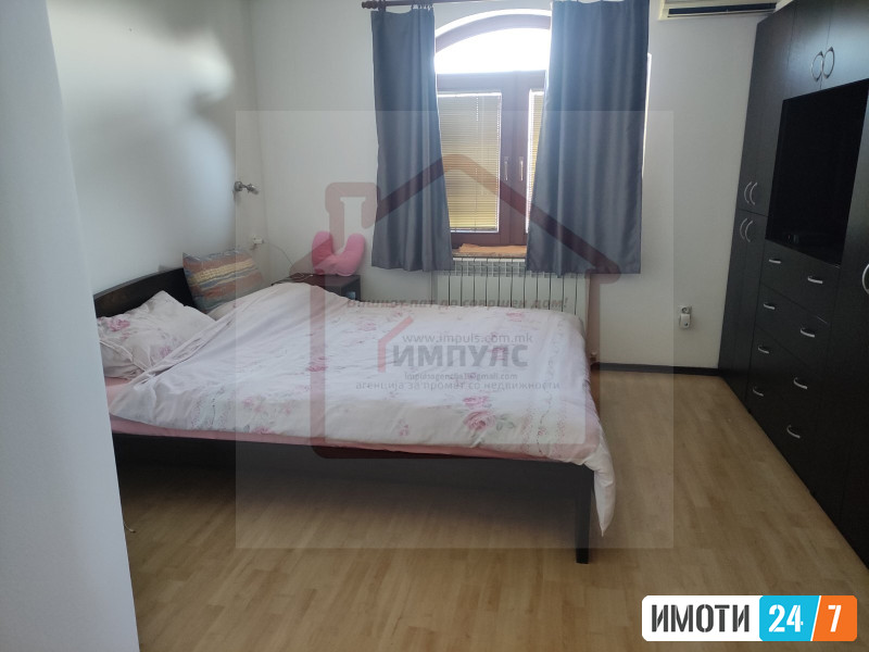 SE PRODAVA SEMEJNA KUKJA VO BARDOVCI
