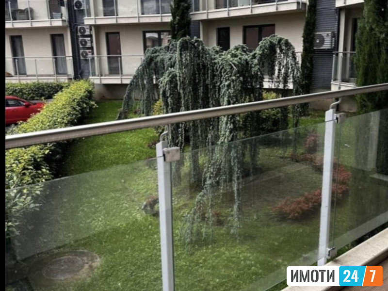 MODEREN I KOMFOREN STAN NA VODNO