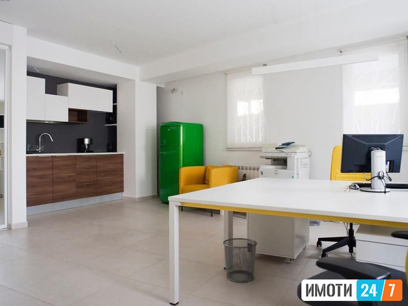 Канцеларија под кирија 42m2