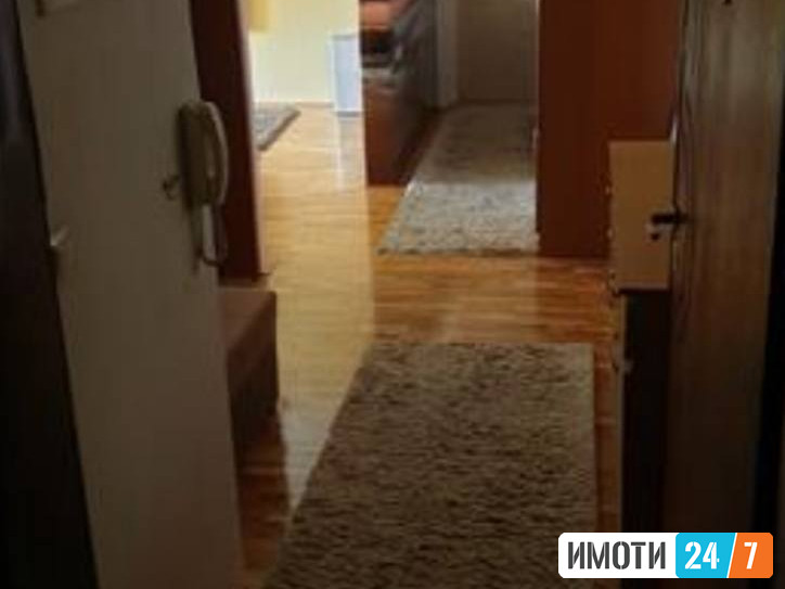 Се продава стан 42м2 реновиран