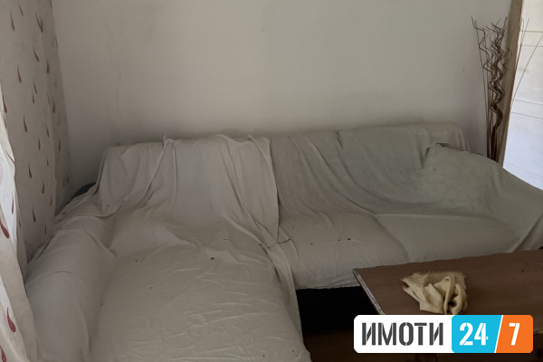 reklama5 Понуда што ретко се наоѓа Станбен спрат Кисела Вода 1