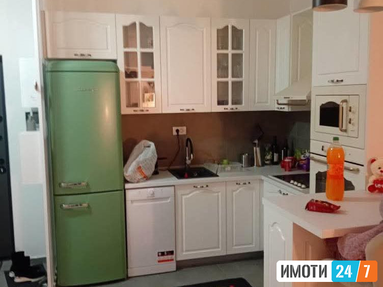 Се продава стан во Гази Баба 