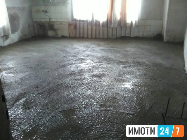 Куќа во Охрид центар - над плоштадот