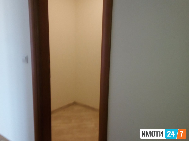 PRAZEN DVOSOBEN STAN VO TAFTALIDZE