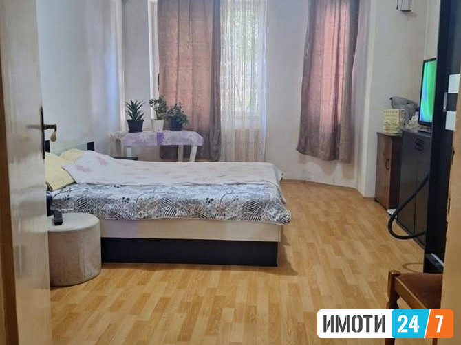Се продава стан од 148m2 во Центар 