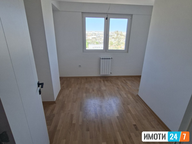 PRAZEN TROSOBEN STAN VO KISELA VODA