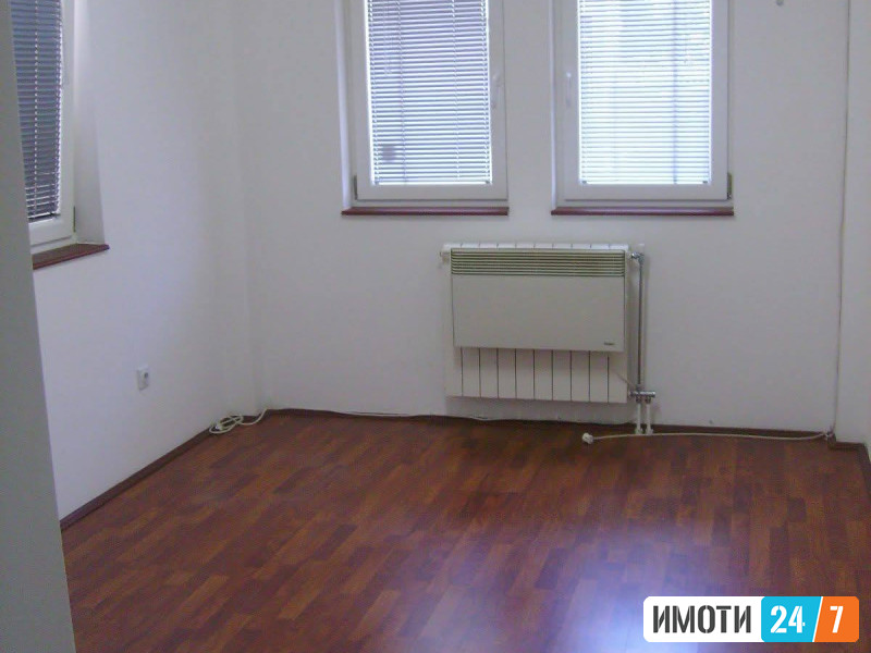  СЕ ИЗДАВА ДЕЛОВЕН ПРОСТОР – 45м² 